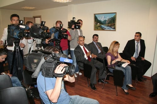 Denktaş:”Orams Davasını 
Fırsata Dönüştürelim” - 17