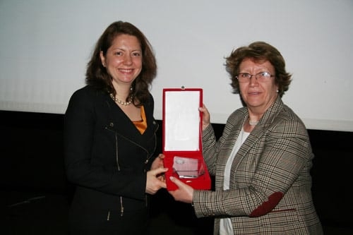 Twitter Kapatmak Hukuk Devletinde Olacak Şey Değil - 87