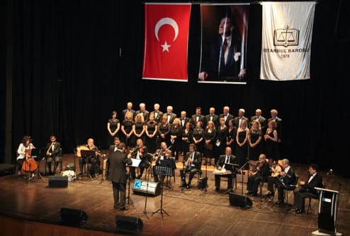 İlkbahar Konseri Coşturdu
 - 1