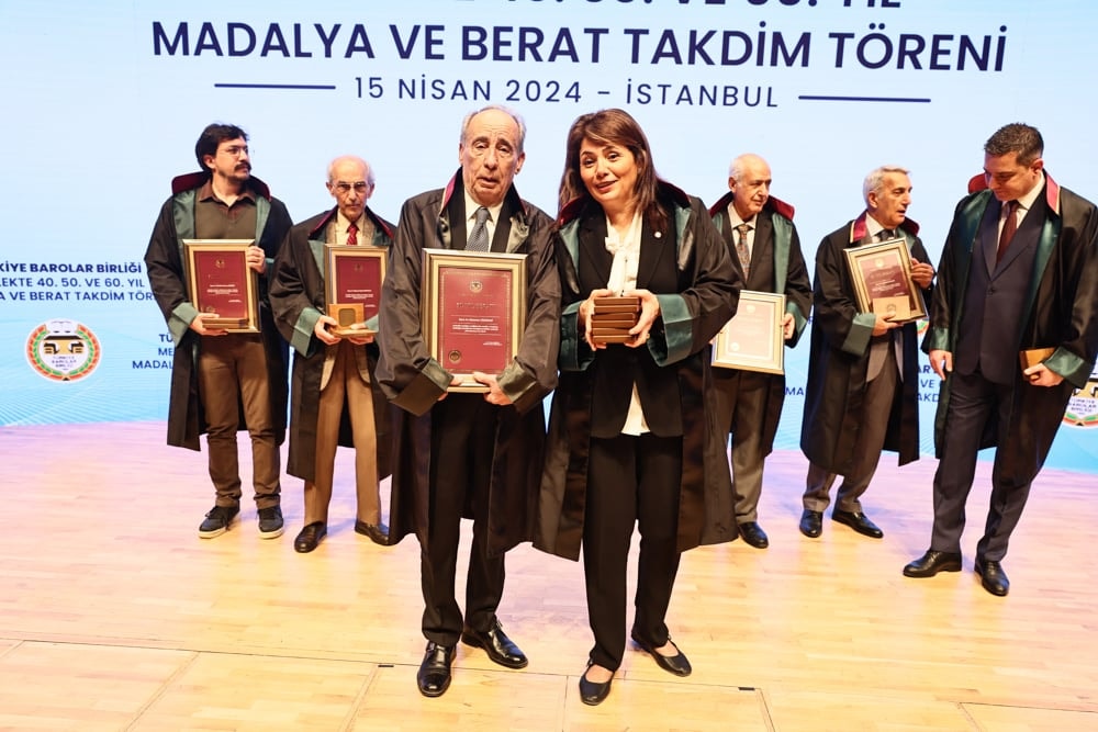 Meslekte 40, 50 ve 60 Yılını Dolduran Meslektaşlarımıza Plaket Verildi - 108