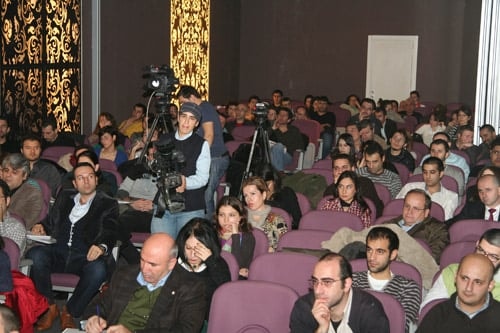 İnternetin Getirdiği Yeni Haklar Ve Özgürlükler Tartışıldı - 8