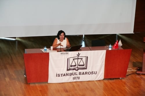 Kadın Hakları Ve Aile İçi Şiddet Konulu Sertifika Programı Devam Ediyor

 - 35