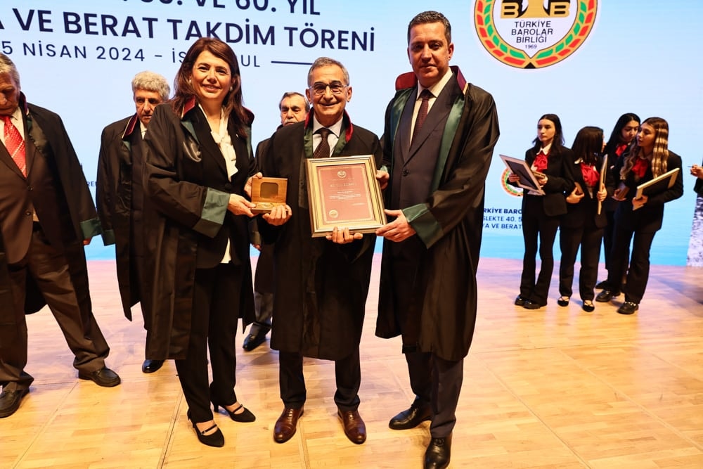 Meslekte 40, 50 ve 60 Yılını Dolduran Meslektaşlarımıza Plaket Verildi - 203