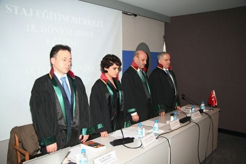 Staj Eğitim Merkezi 
18. Dönem 2010/3
Eğitim Dönemi Başladı
 - 3