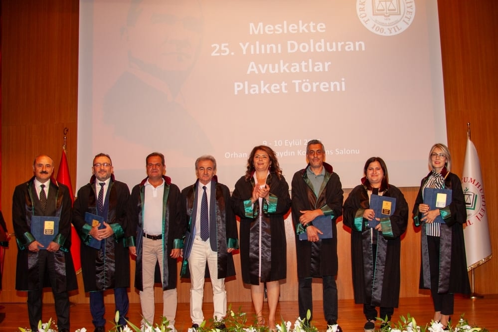 Meslekte 25, 30 ve 35 Yılını Dolduran Meslektaşlarımıza Plaket Verildi - 56