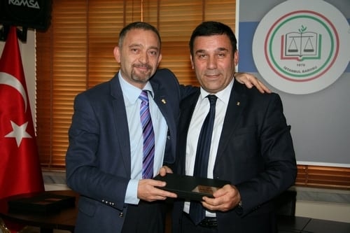 Baro Yönetiminden Ayrılanlara Anı Plaketi Verildi  

 - 25