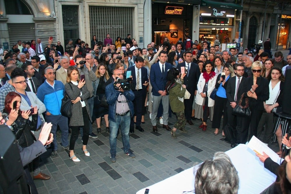 Demokrasi ve Dayanışma Nöbeti Devam Ediyor - 9