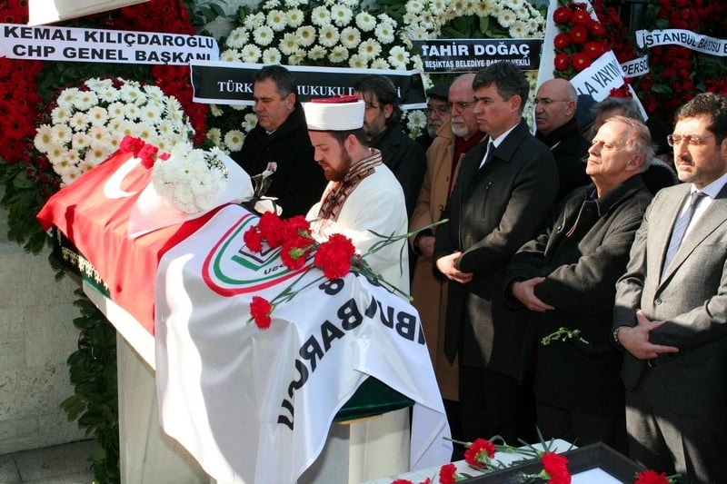 Başkanımız Av. Kazım Kolcuoğlu’nu Son Yolculuğuna Uğurladık - 148