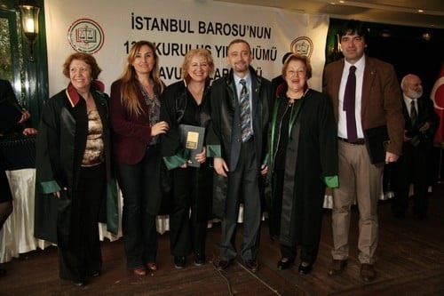 Hukuk Devleti Tesis Edilene, Yargı Bağımsız Olana Kadar, Bedeli Ve Pahası Ne Olursa Olsun Bu Mücadeleyi Birlikte Sürdüreceğiz - 222