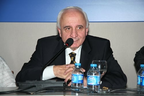 Sanık Sandalyesindeki Avukat
 - 21