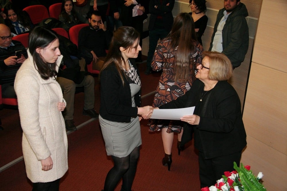 Kadın Hakları ve Aile İçi Şiddet” Konulu Sertifika Programı Devam Ediyor - 22