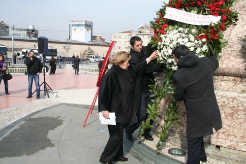 Kadını Ve Erkeği Eşit Bir Türkiye Çağdaştır

 - 3