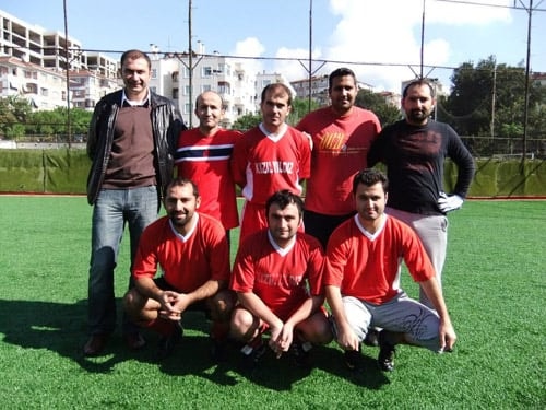 Halısaha Turnuvası Başladı

 - 4