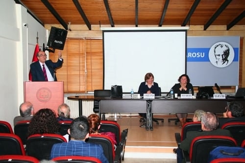 Hukuk Felsefesi Yönünden Medeniyetler Çatışması
 - 25