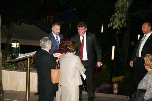 Avukatın Meselesi Yurttaşın Meselesi Haline Gelmeli

 - 2