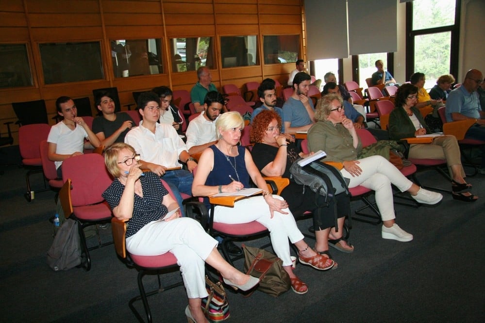 16 Nisan Referandumu Meşru Değildir - 16