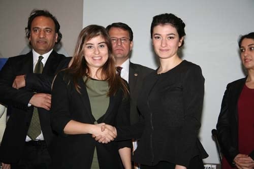 İstanbul Barosu Dış İlişkiler Merkezi Tarafından Düzenlenen
“Sınırlar Ve Sığınmacılar: Bir Suriye Örneği “ Konulu Toplantı Yapıldı - 104