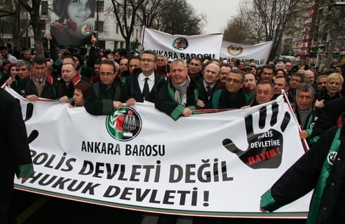 Polis Devleti Değil Hukuk Devleti

 - 45
