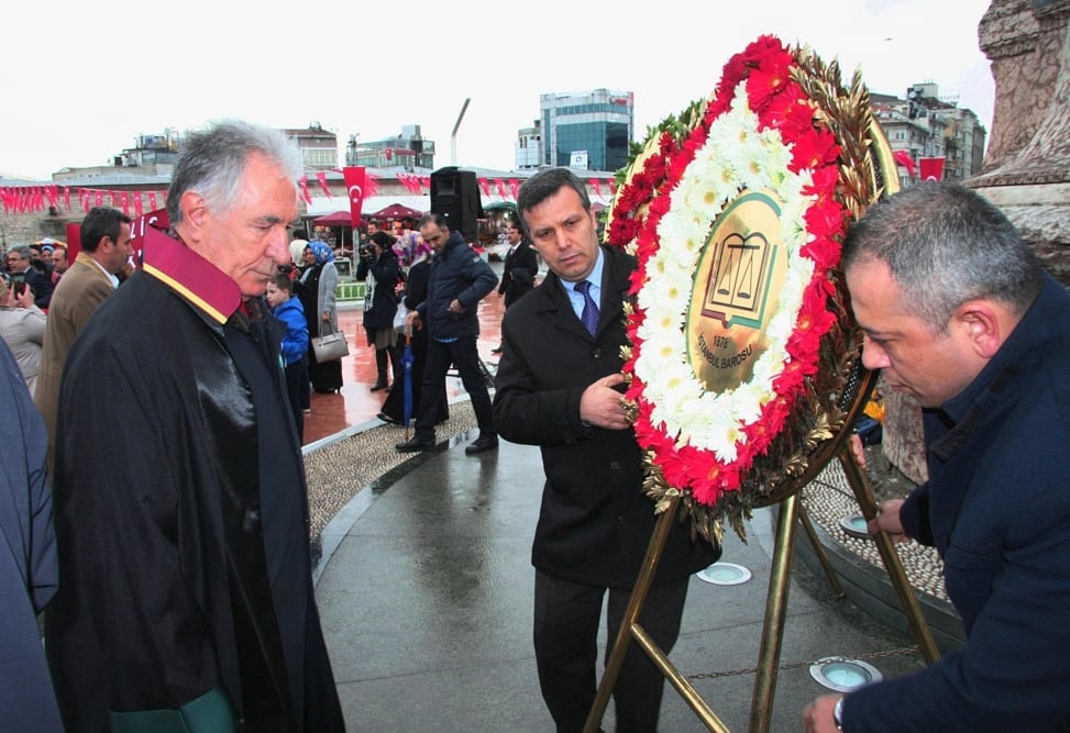 İstanbul Barosu, 23 Nisan Ulusal Egemenlik ve Çocuk Bayramında Taksim Cumhuriyet Anıtındaydı - 62