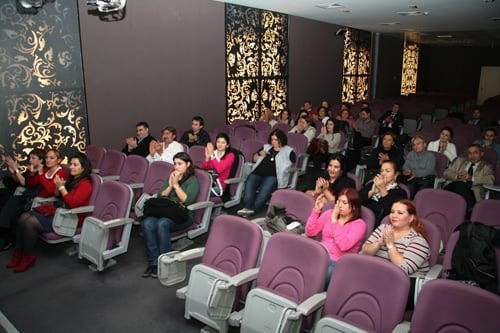 Türk Halk Müziği Koromuz Atatürk’Ün Sevdiği Eserleri Seslendirdi
 - 15