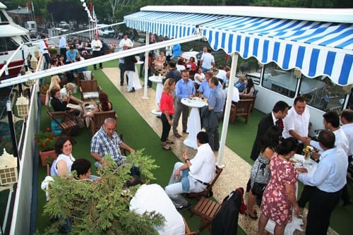 Cmk Eğitim Seminerlerine Katkı Veren Eğitimcilere Plaket Verildi

 - 1