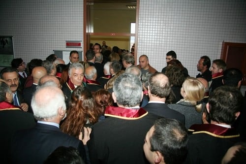 Savunmanın Ve Baronun Yargılandığı Dava Beraatla Sonuçlandı

 - 18