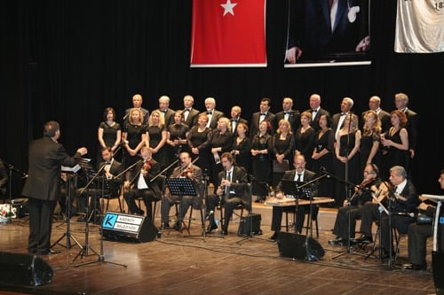 İlkbahar Konseri Coşturdu
 - 27