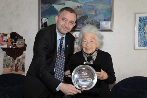  Prof. Dr. Nihal Uluocak Vefat Etti