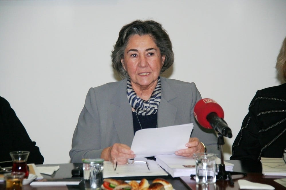 Devrim Yasamız Medeni Kanunumuza Sahip Çıkalım  - 1