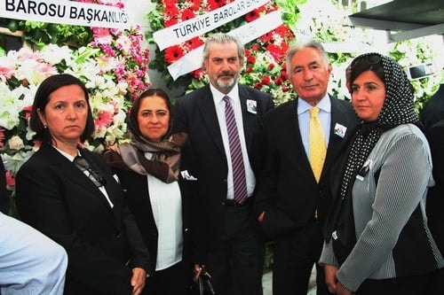 Av. Cengiz Kayıtmazer Son Yolculuğuna Uğurlandı
 - 57