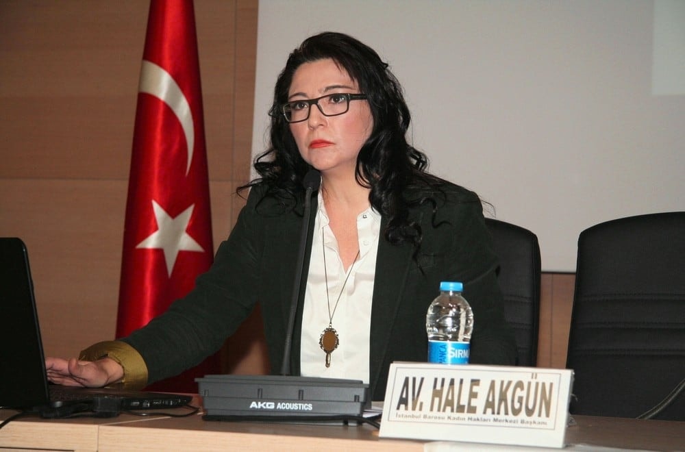 Kadın Hakları ve Aile İçi Şiddet” Konulu Sertifika Programı Devam Ediyor - 17