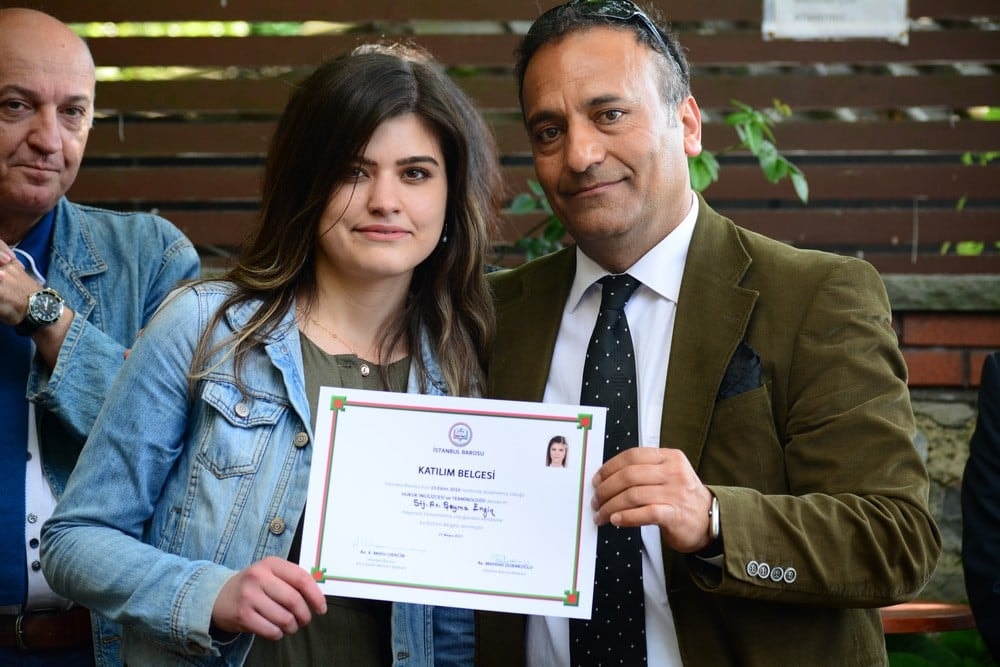 36. Dönem Hukuk İngilizcesi Ve Terminoloji Derslerine Katılanlara Törenle Belgeleri Verildi - 11