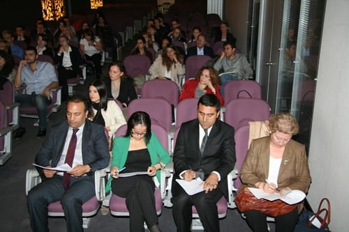 Sosyal Paylaşım Ağları Ve İnternet Korsanlığı
 - 1