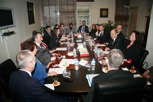 Bursa Barosu Yönetiminden İstanbul Barosuna Destek
 - 41