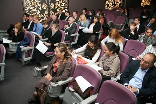 Sosyal Paylaşım Ağları Ve İnternet Korsanlığı
 - 19