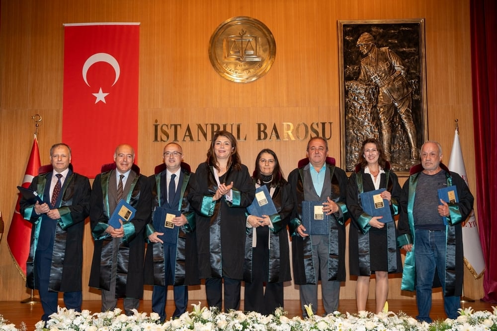 Meslekte 25, 30 ve 35 Yılını Dolduran Meslektaşlarımıza Plaket Verildi - 32