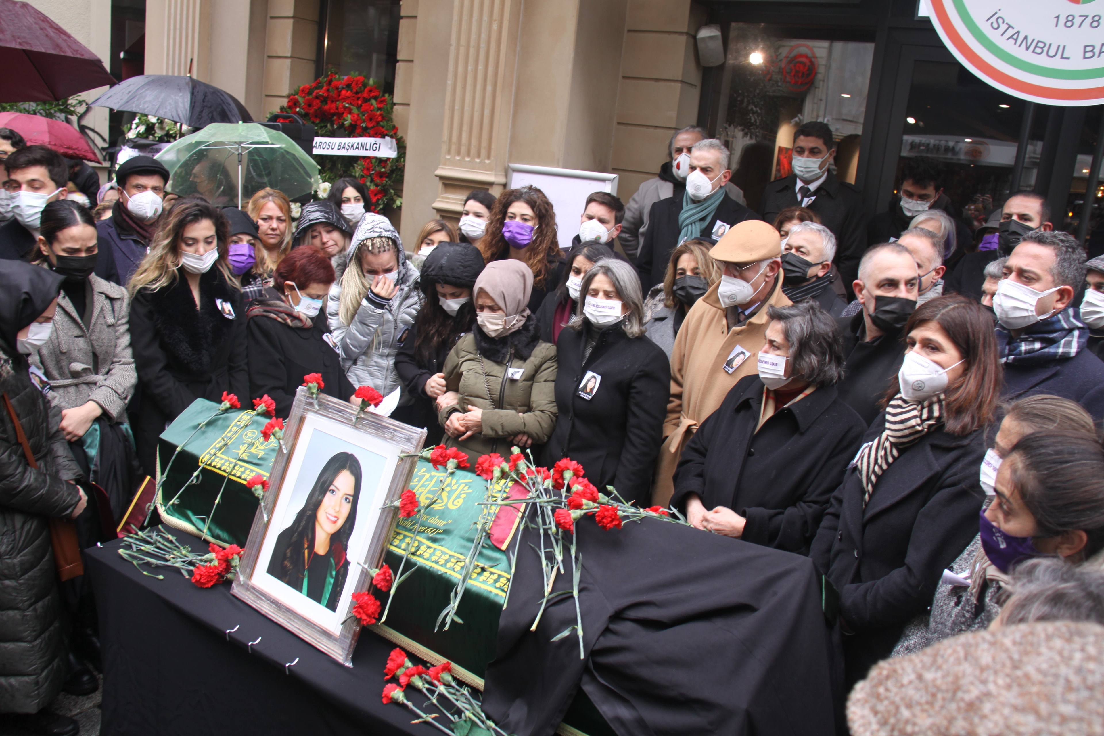 Katledilen Meslektaşımız Av. Dilara Yıldız Son Yolculuğuna Uğurlandı - 8