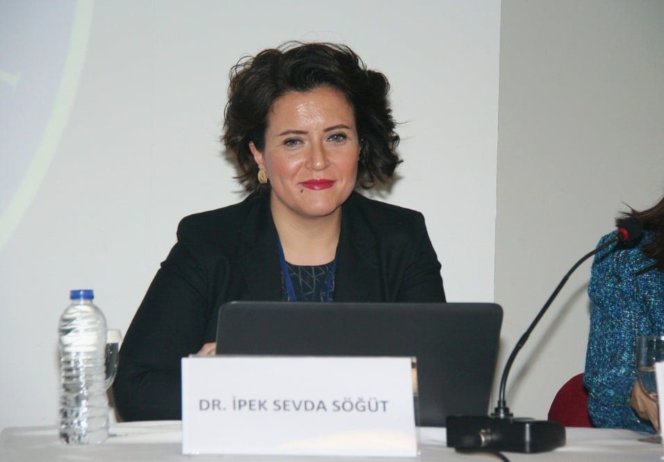 IV. Ulusal Sağlık Hukuku Sempozyumu - 34