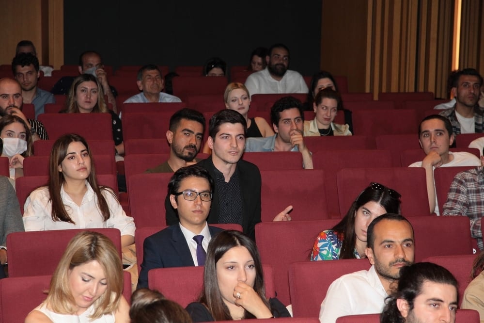 İstanbul Barosu Staj Eğitim Merkezi Seminerleri 22 - 15