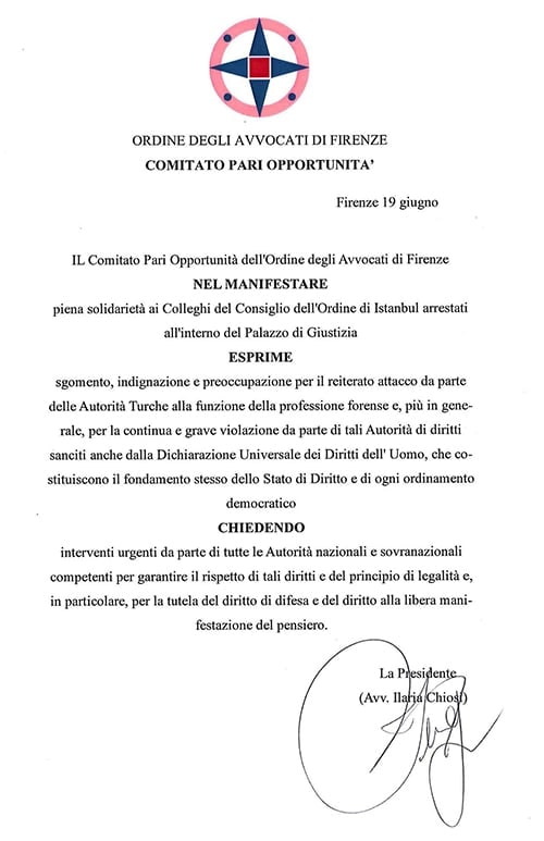 Floransa Barosu’Ndan Destek

 - 1