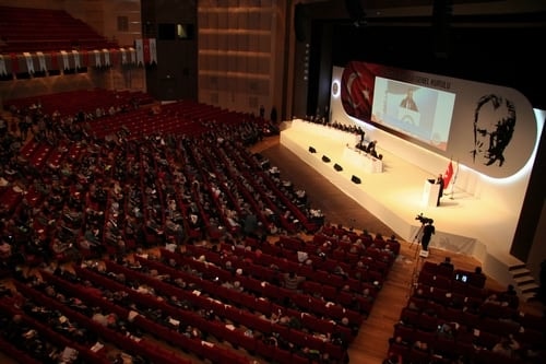 Ümit Kocasakal İstanbul Barosu Başkanlığına Yeniden Seçildi 

 - 83