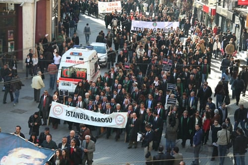Barolar “Yargıya Ve Ülkeye Sahip Çıkma” Yürüyüşü Yaptılar - 33