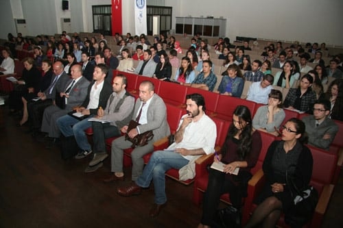 Mülteci Ve Sığınmacıların Sorunları

 - 16