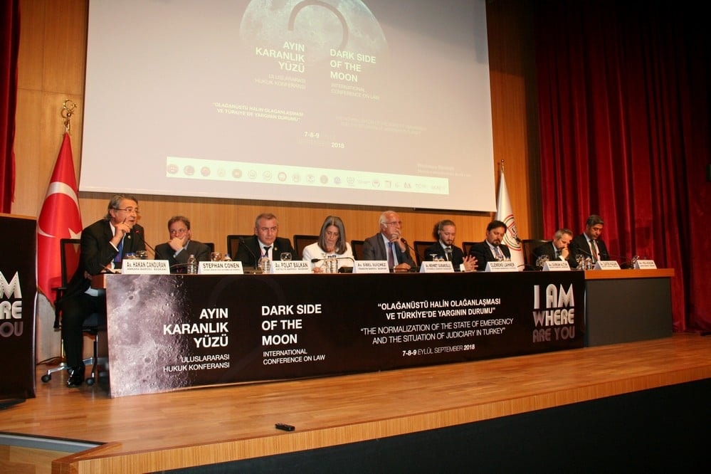 Uluslararası Konferans: ‘Ayın Karanlık Yüzü’ - 107