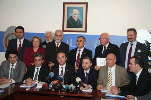 Milletvekillerinden Baroya Destek

 - 14