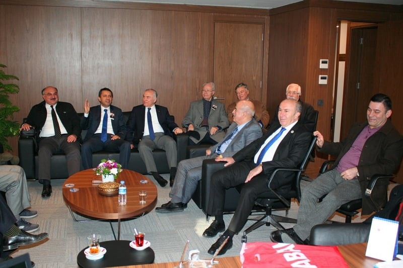 Başkanımız Av. Kazım Kolcuoğlu’nu Son Yolculuğuna Uğurladık - 23