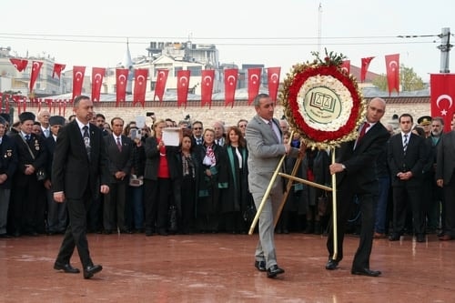 Ulu Önder Atatürk’Ü Saygı, Minnet Ve Şükranla Andık

 - 16