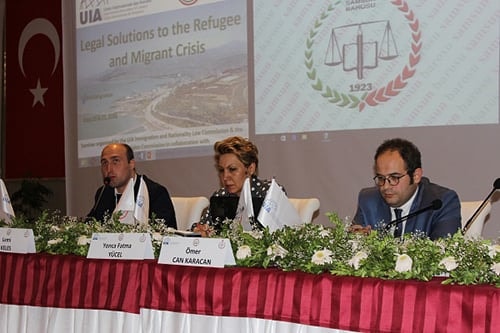 Sığınmacı Ve Mülteci Krizinde Hukuki Çözümler
 - 19