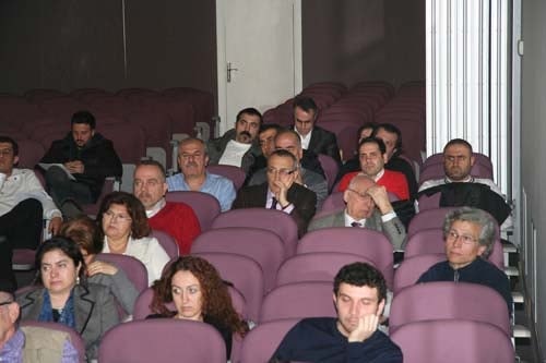 İstanbul Barosu Dış İlişkiler Merkezi Tarafından Düzenlenen
“Sınırlar Ve Sığınmacılar: Bir Suriye Örneği “ Konulu Toplantı Yapıldı - 29