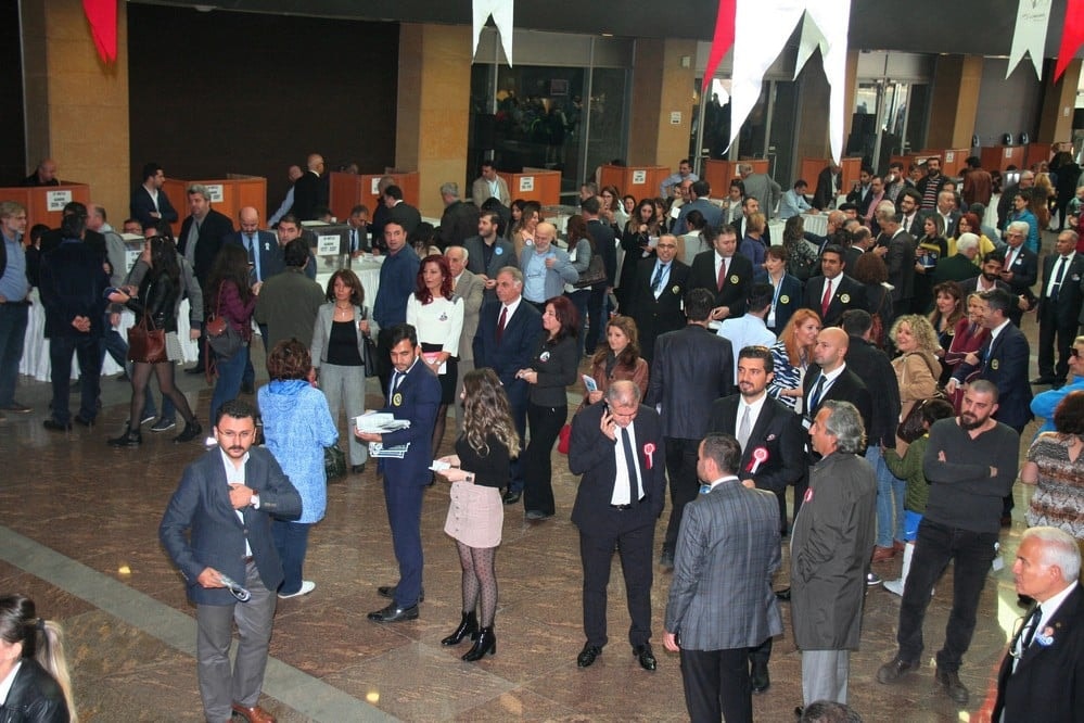 Başkan Durakoğlu Güven Tazeledi - 416